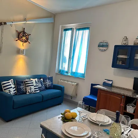 Apartmán Chiaraluce Mare With Terrace Near Beaches