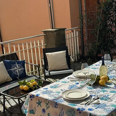 Chiaraluce Mare With Terrace Near Beaches * Monterosso al Mare
