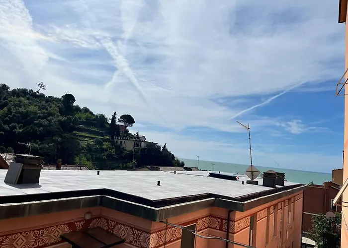 Appartamento Chiaraluce Mare With Terrace Near Beaches